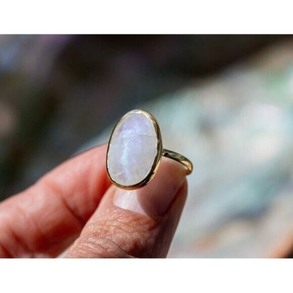 STUNNING Gemstone Statement Ring Large Rainbow Moonstone Gold Vermeil Gorgeous - Picture 1 of 11